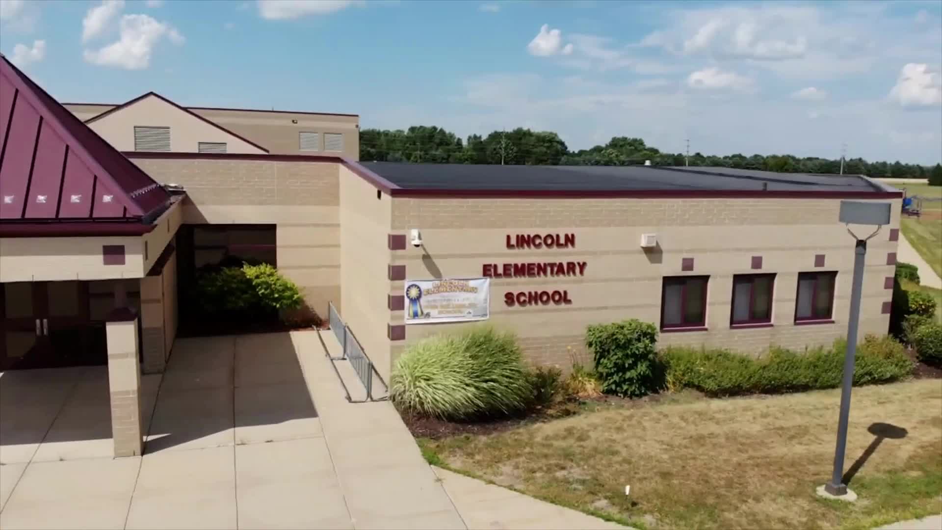 Belvidere_-_Lincoln_School.jpg logo