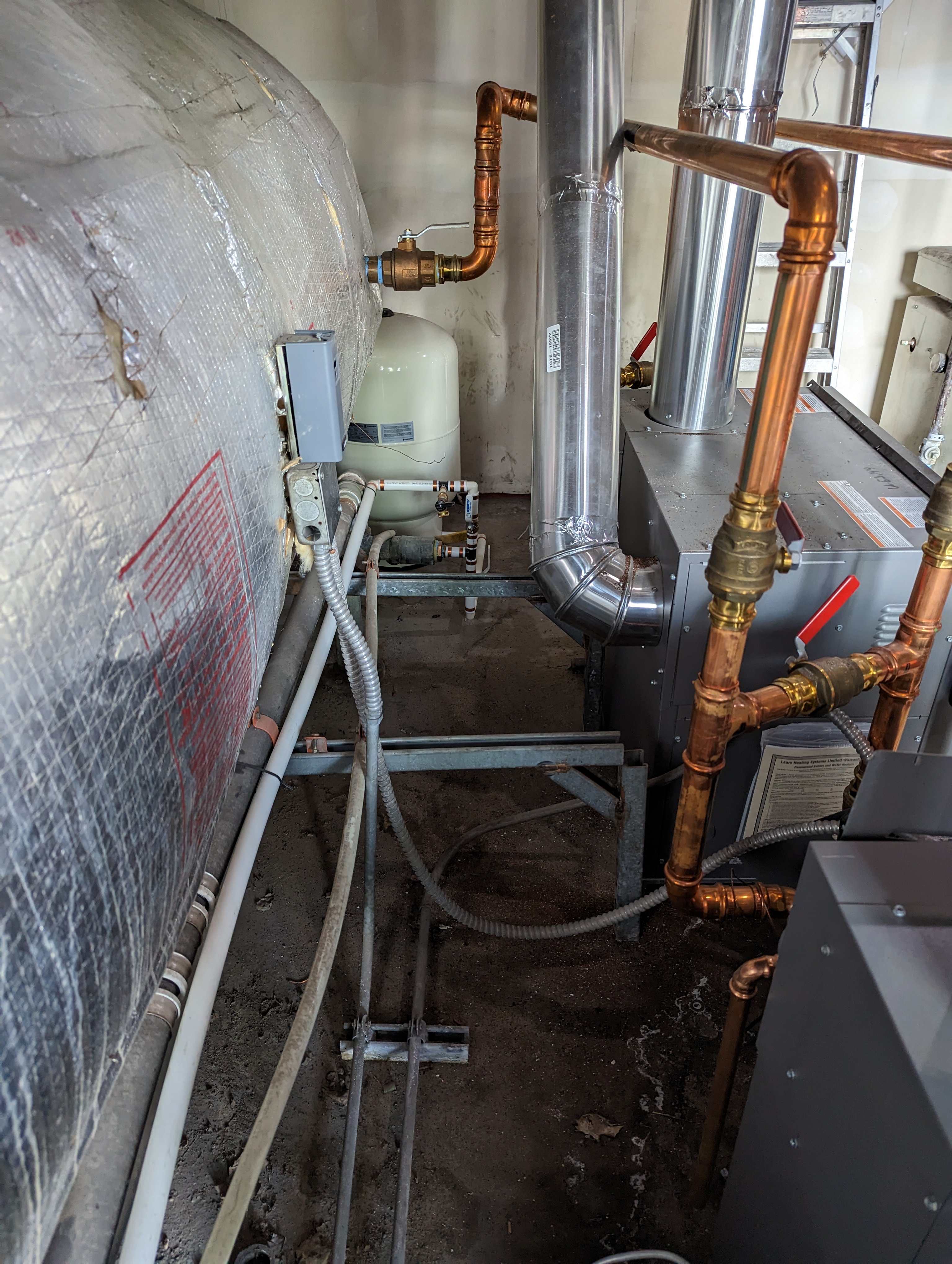 Photograph of work performed for 500_Apartment_before_2.jpg